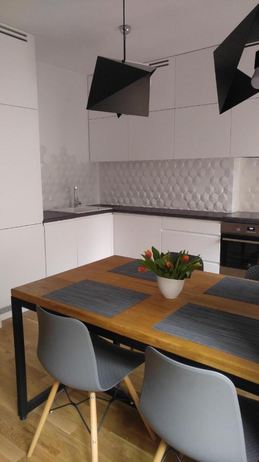 ורוצלב Stylowy 2-Pokojowy Apartament 5 Min. Od Rynku מראה חיצוני תמונה